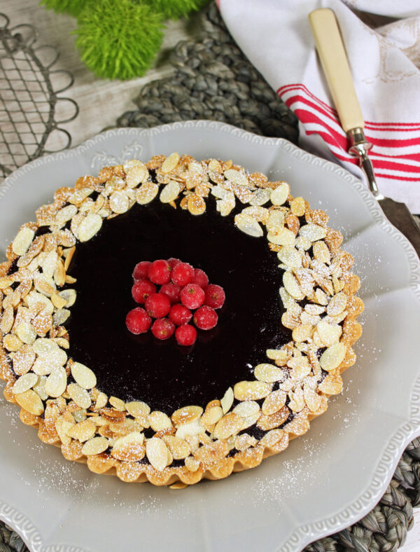 Mandelmus-Cheesecake mit Beeren