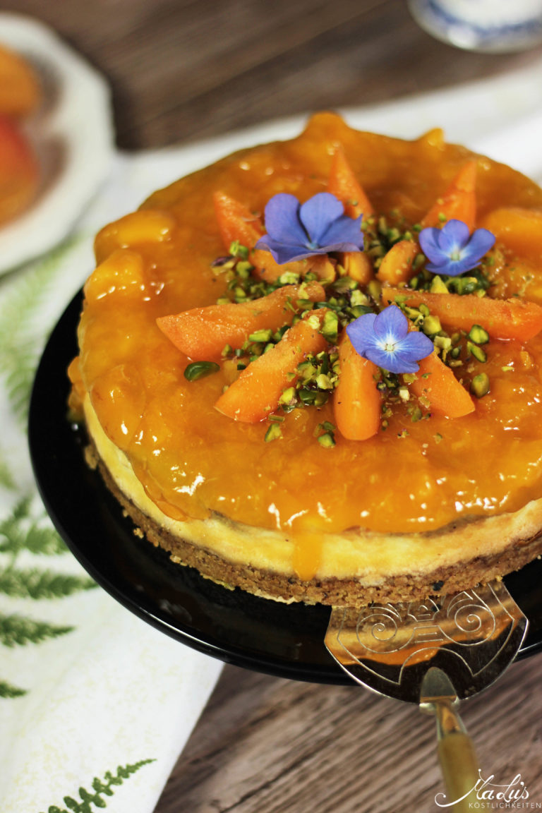 Himbeertorte mit weißer Schokoladenmousse - Maren Lubbe - Feine ...