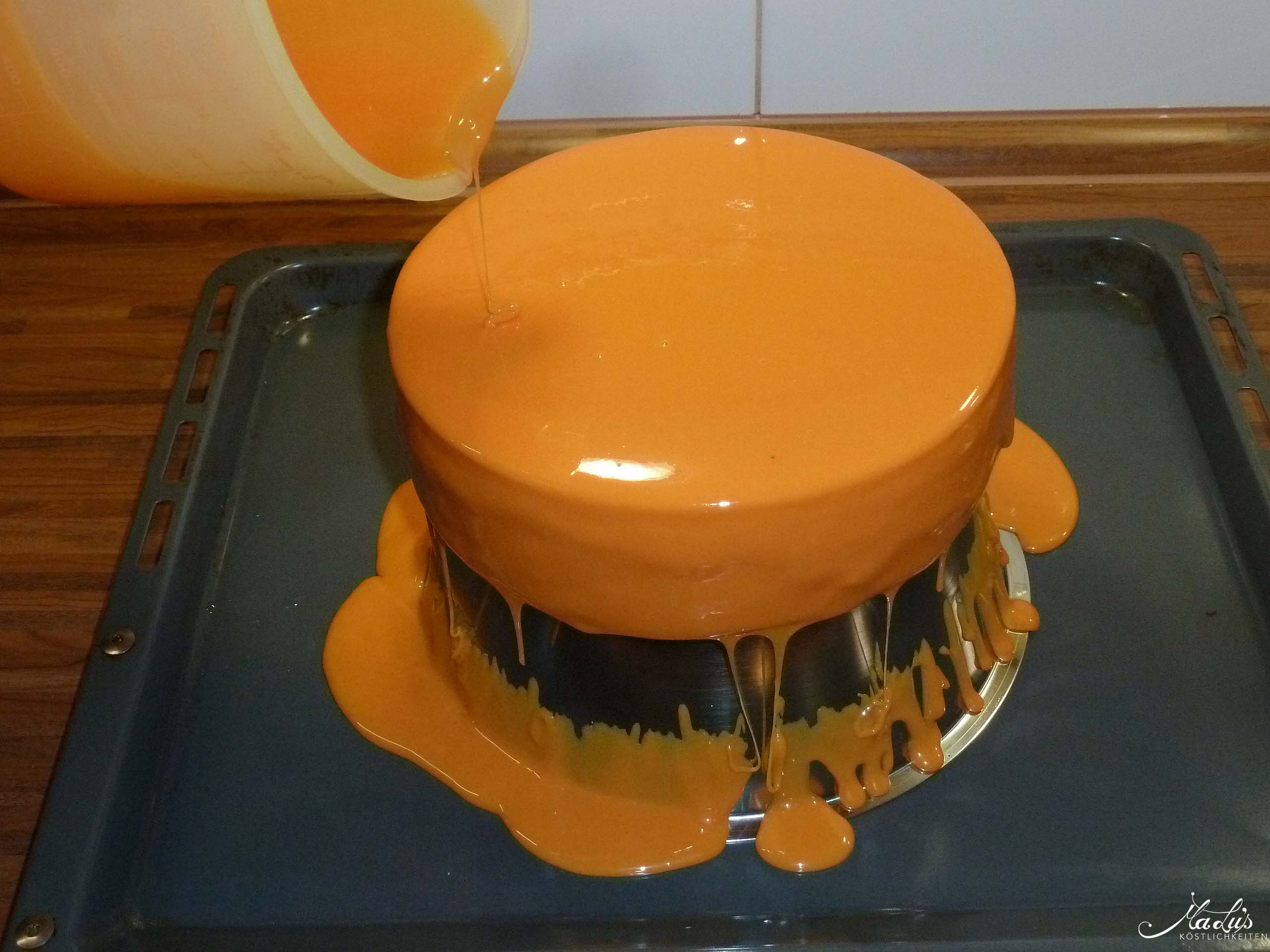 Orangentorte mit Schokoladenknusperboden &amp; Glanzglasur - Maren Lubbe ...
