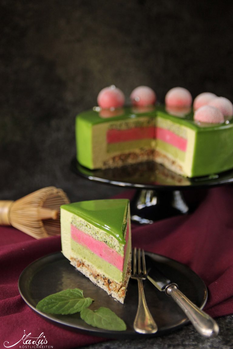 Matcha-Limetten Torte mit Himbeere &amp; schwarzem Sesam - Maren Lubbe ...