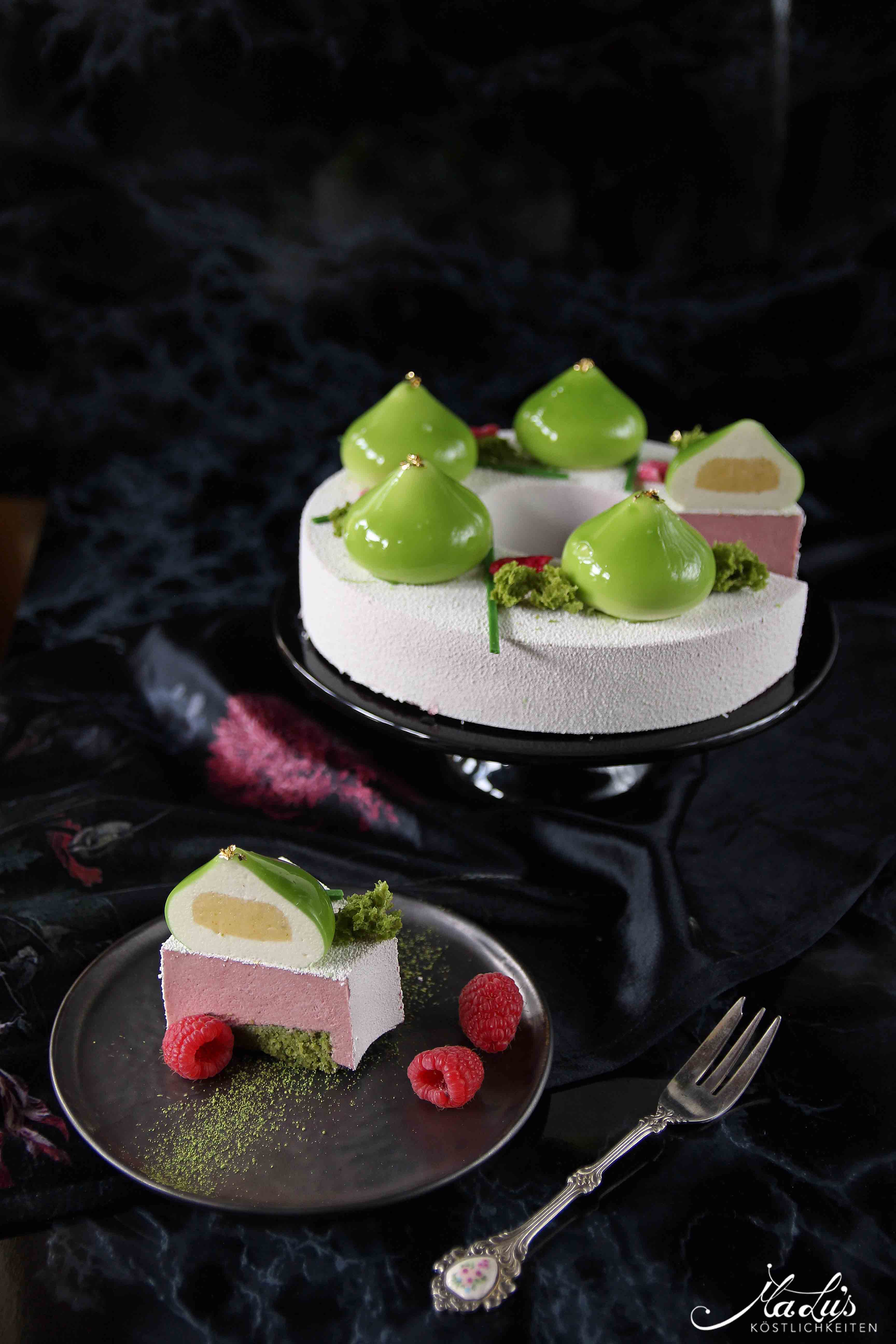 Limetten-Himbeer Torte mit Rose & Matcha