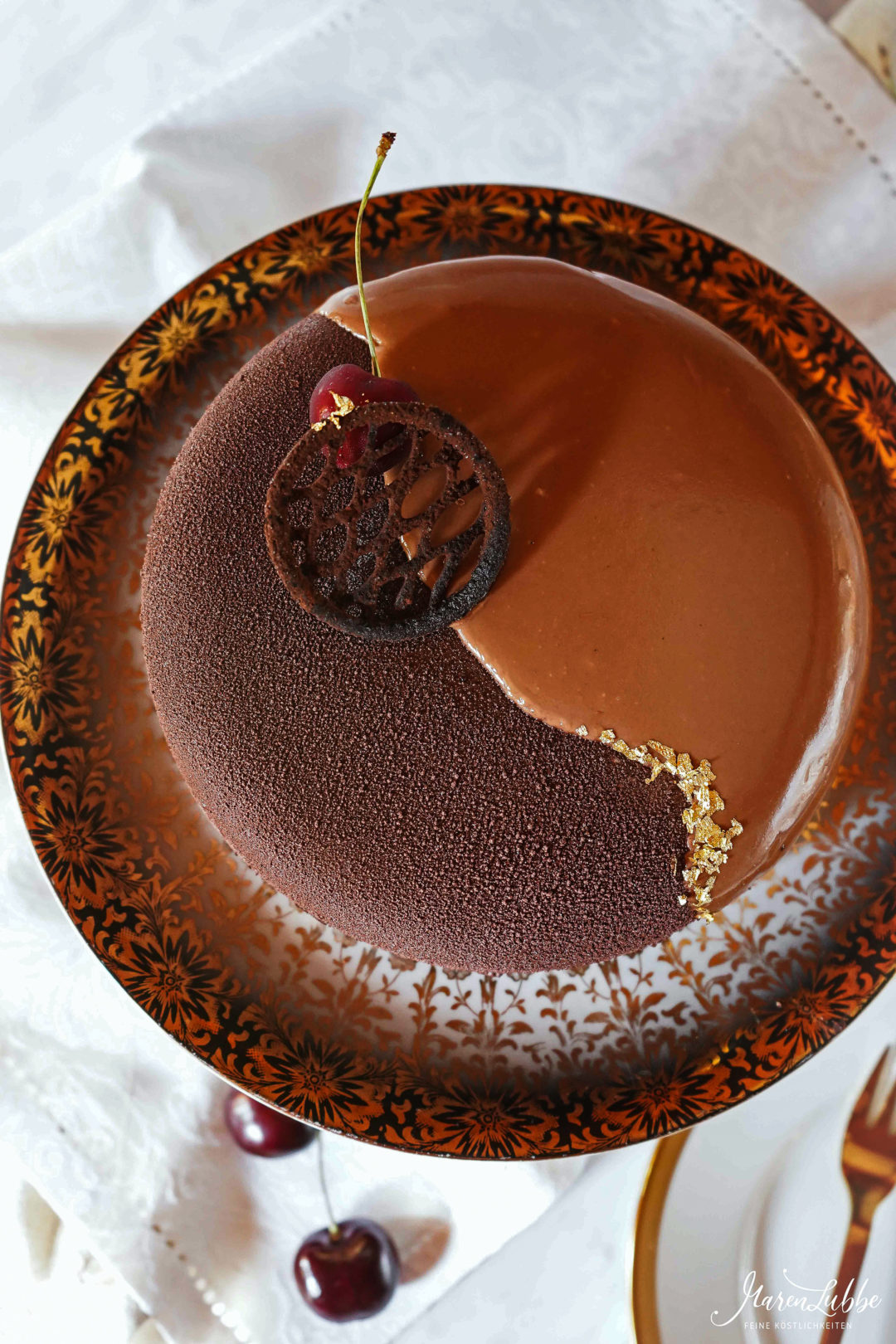 Kirsch-Dulcey Schokoladentorte - Maren Lubbe - Feine Köstlichkeiten Kirsch-Dulcey Schokoladentorte - Maren Lubbe - Feine Köstlichkeiten