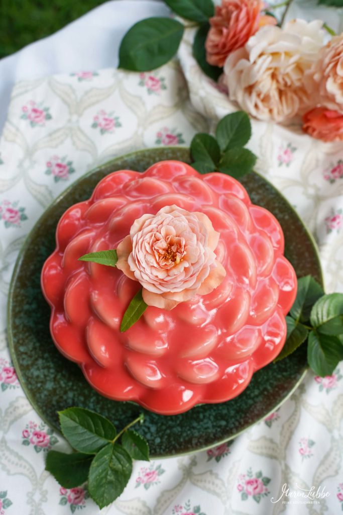 Peachy Rose Torte