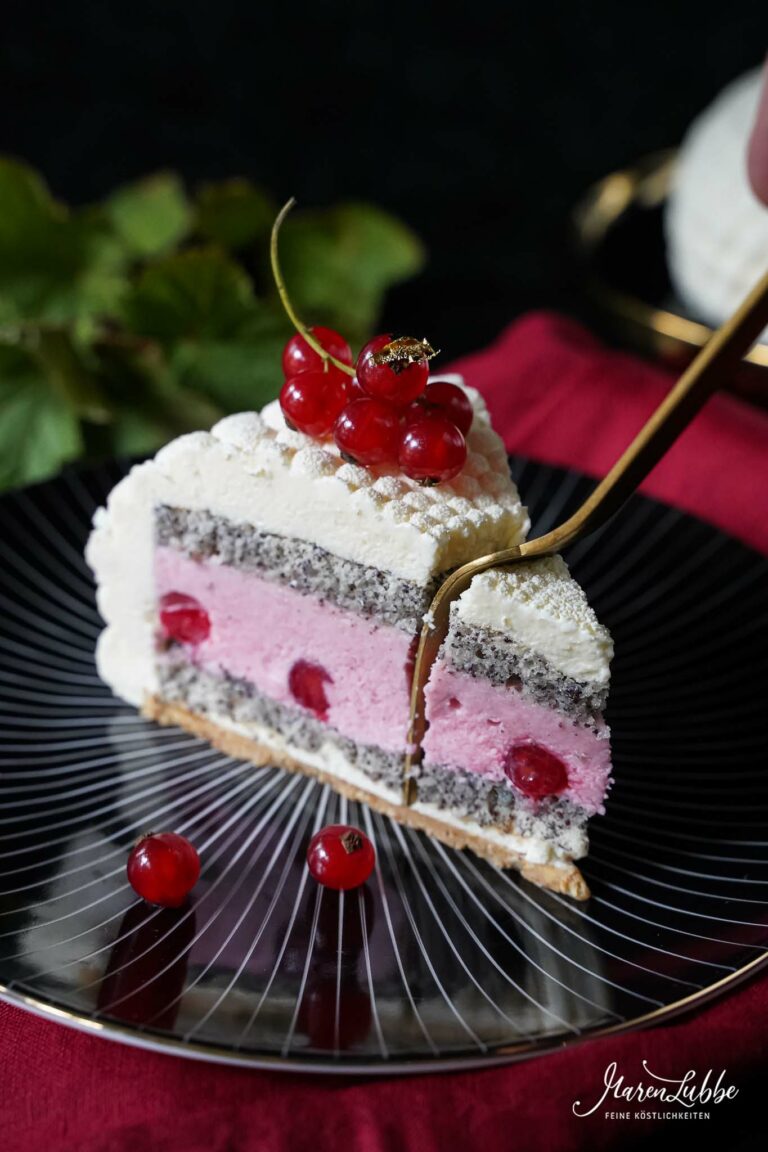 Aromatische Johannisbeertorte mit Tonka &amp; Mohn - Maren Lubbe - Feine ...