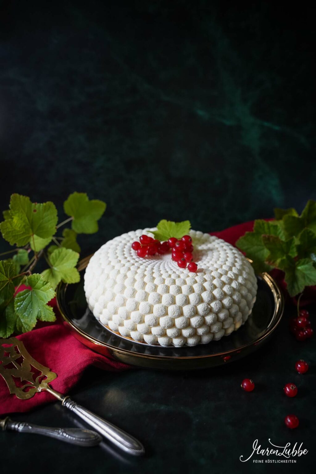 Aromatische Johannisbeertorte mit Tonka &amp; Mohn - Maren Lubbe - Feine ...