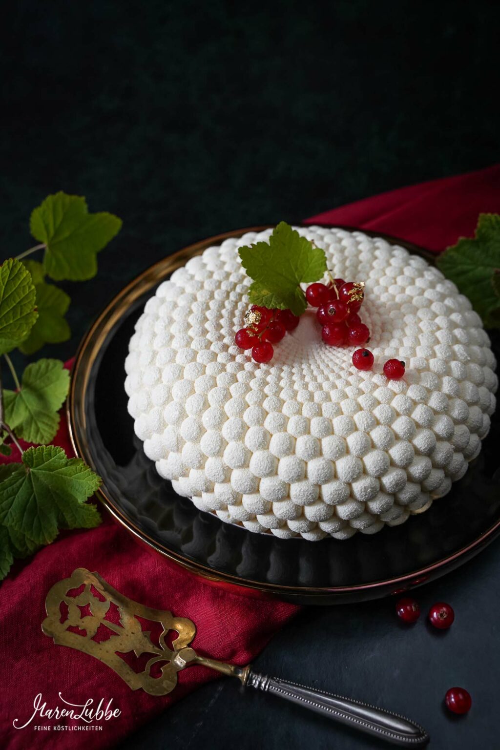 Aromatische Johannisbeertorte mit Tonka &amp; Mohn - Maren Lubbe - Feine ...
