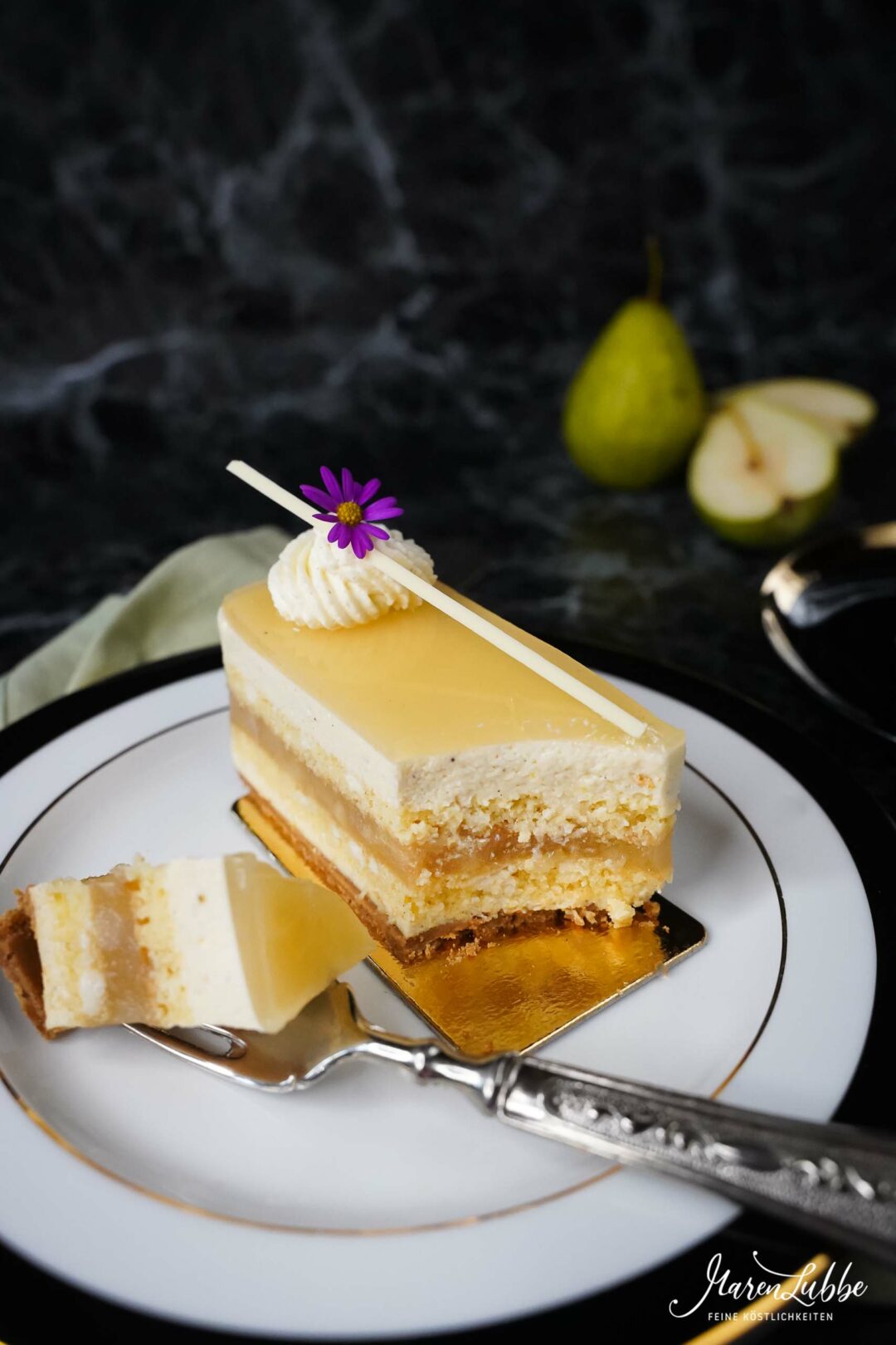 Feine Birnenschnitten mit Ingwer &amp; Marzipan - Maren Lubbe - Feine ...