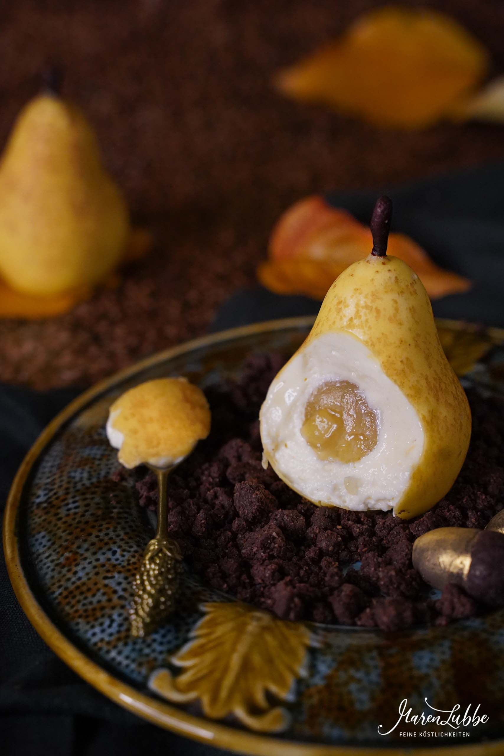 Die Birne - Desserttörtchen auf Schokocrumble