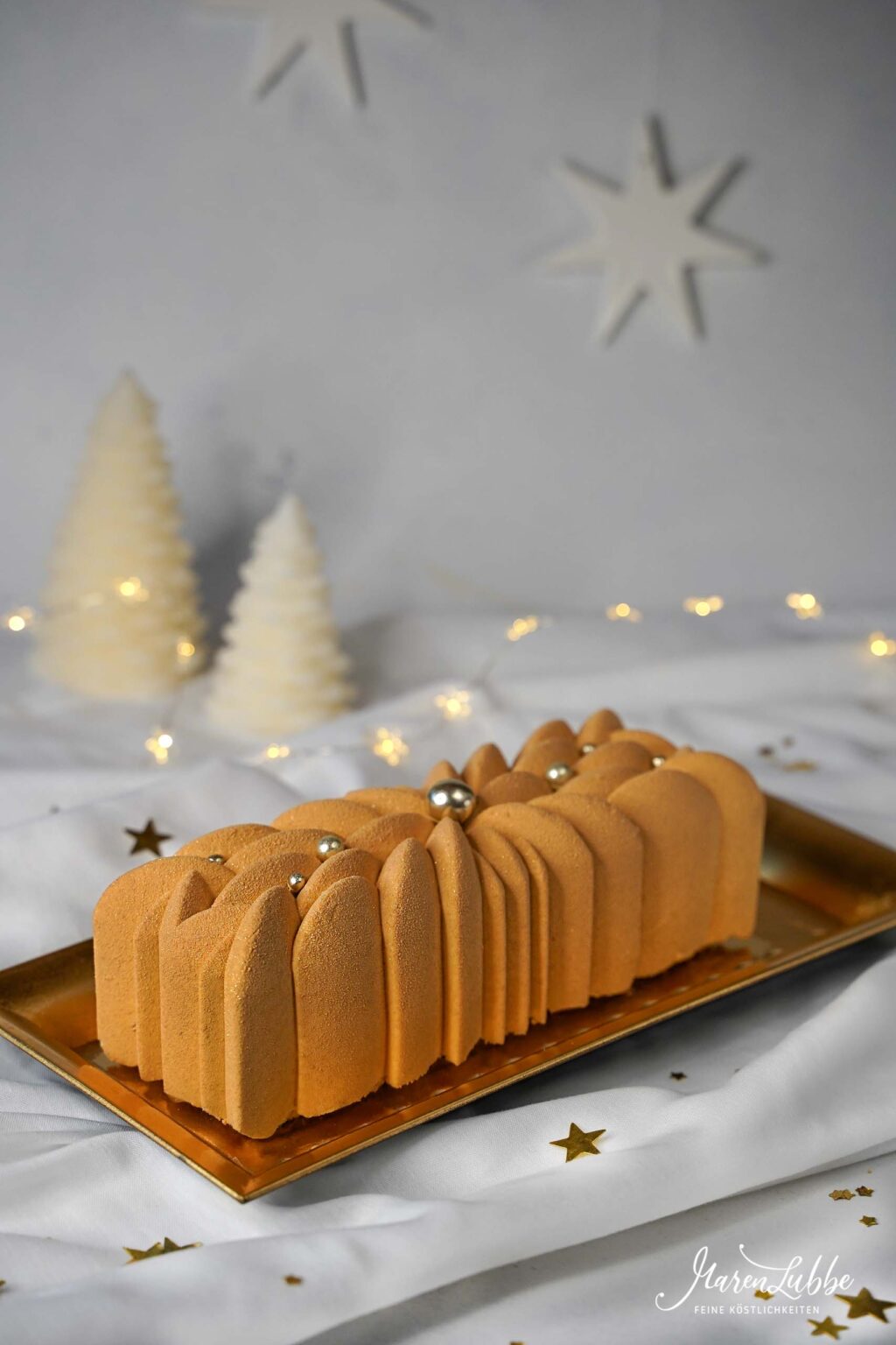 Sahnige Orangen-Karamell Bûche - Maren Lubbe - Feine Köstlichkeiten