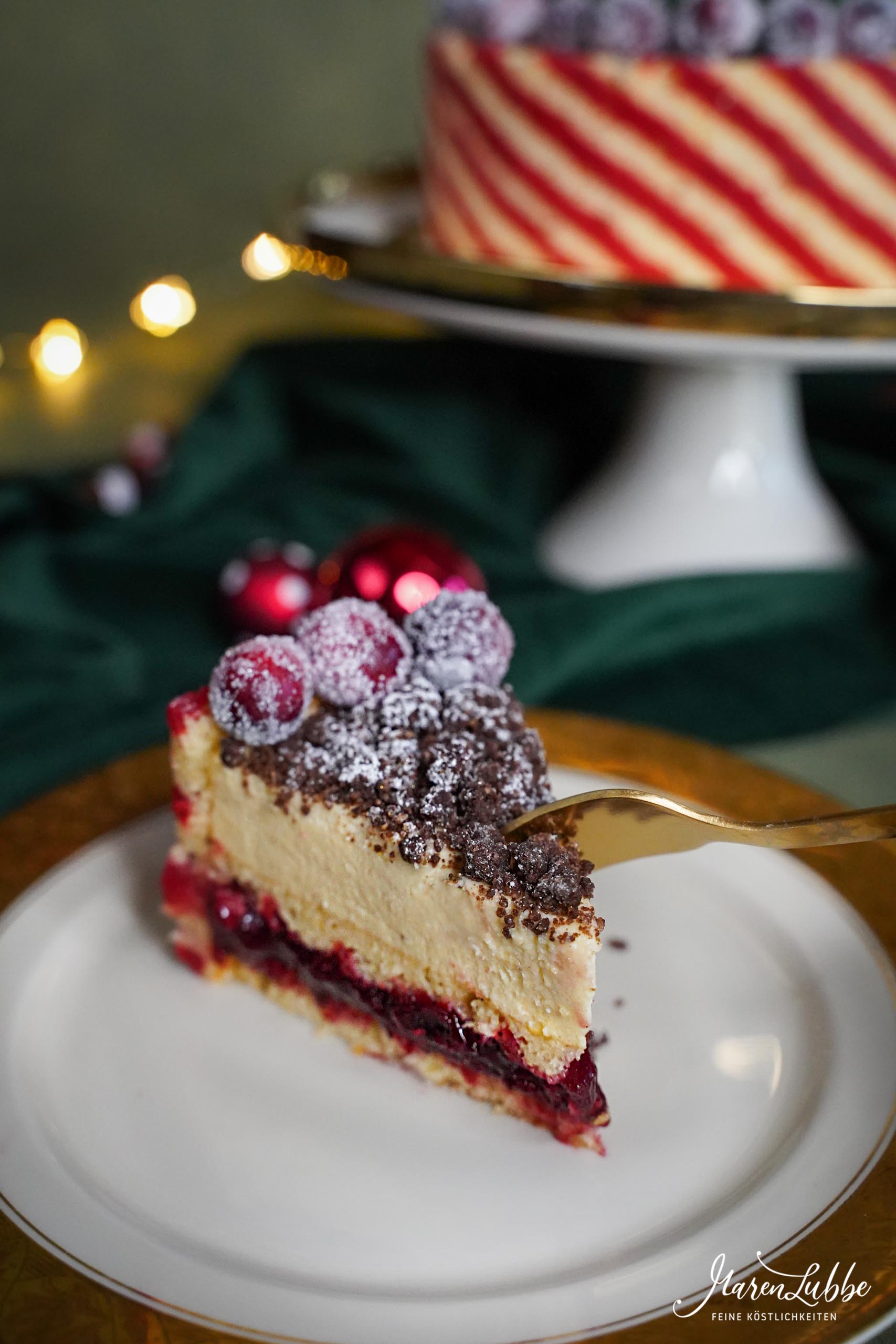 Weihnachtstorte mit Cranberries & Marzipan