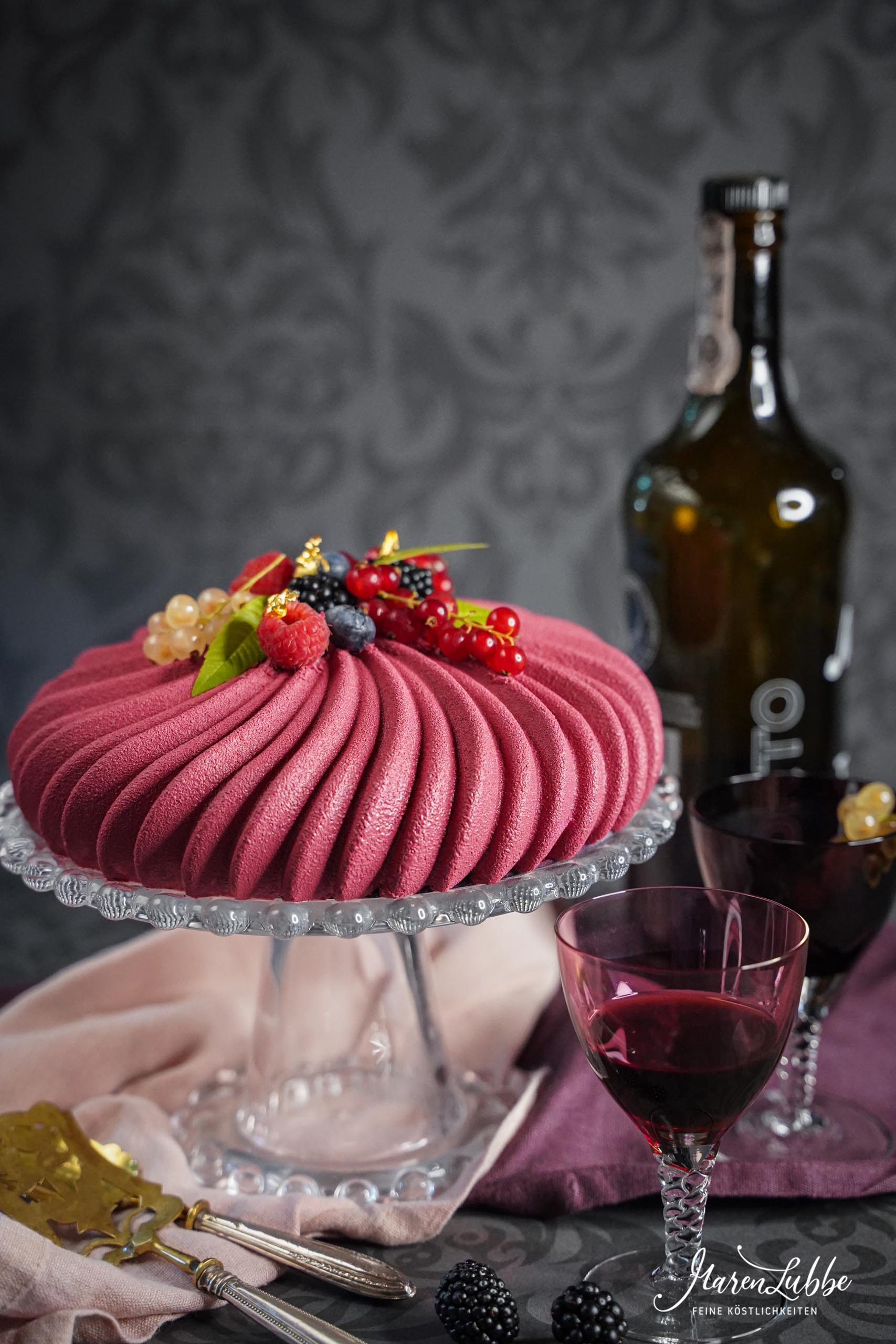 Beerentorte mit Portwein & Zimt