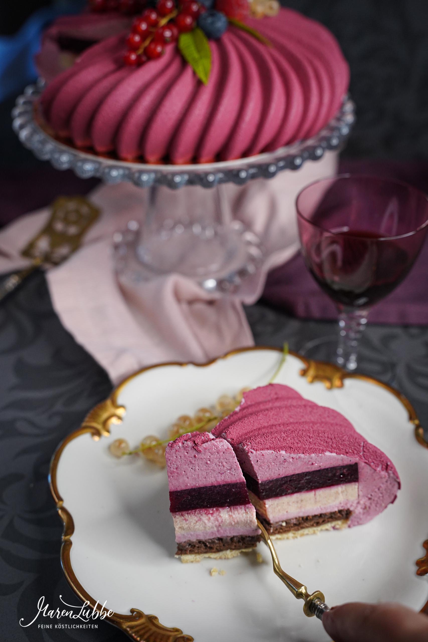 Beerentorte mit Portwein & Zimt