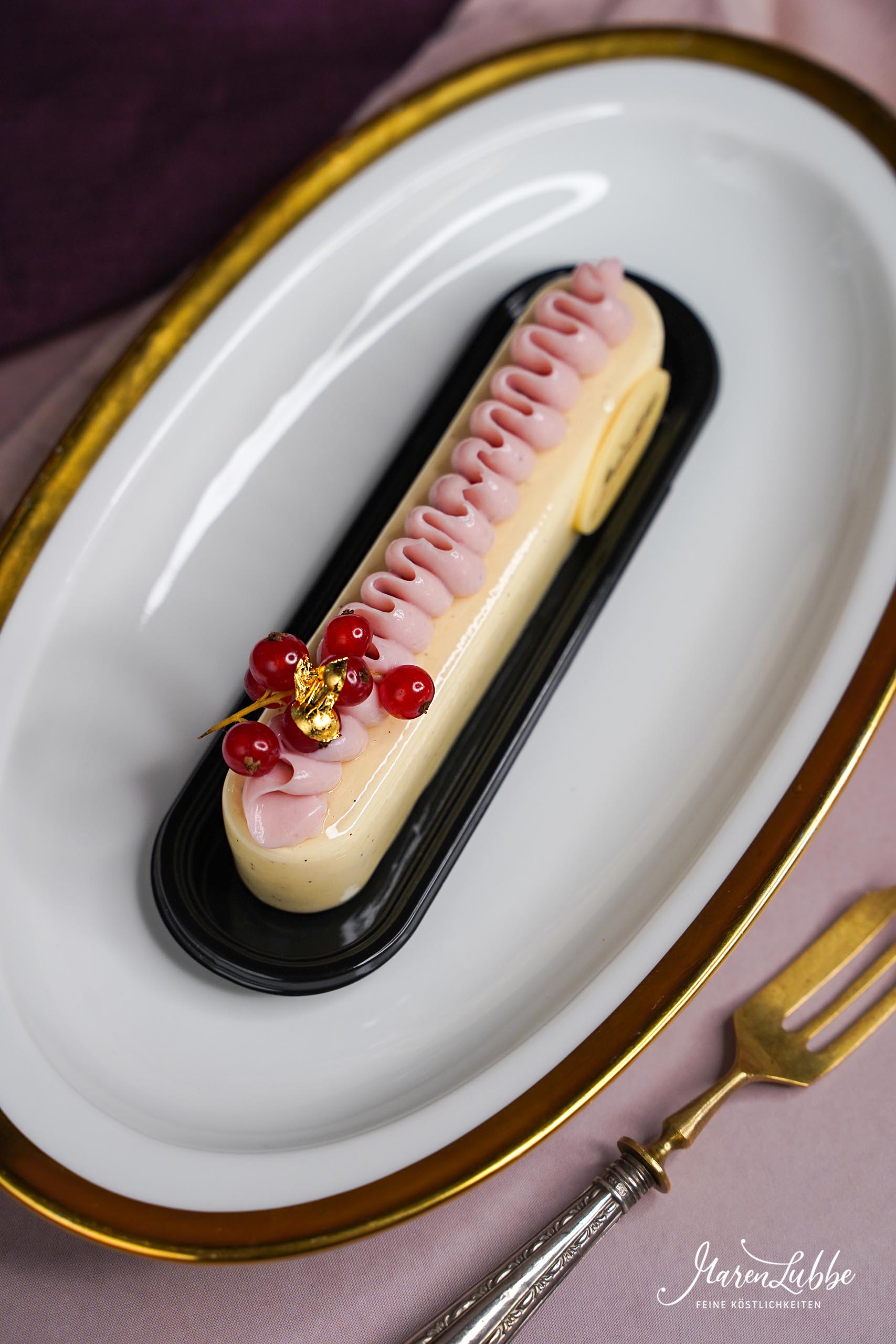 Vanille-Johannisbeer Eclairtörtchen