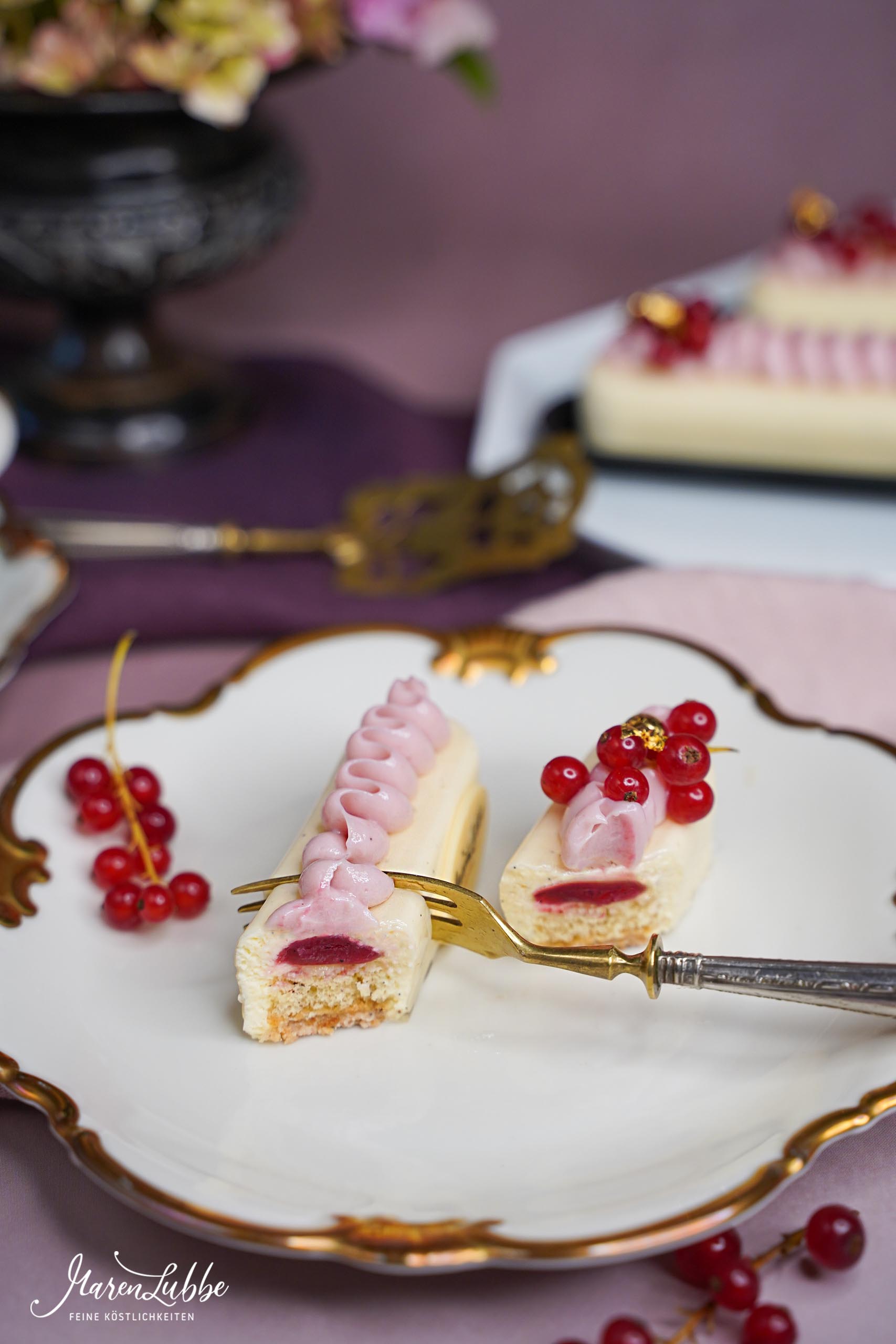 Vanille-Johannisbeer Eclairtörtchen